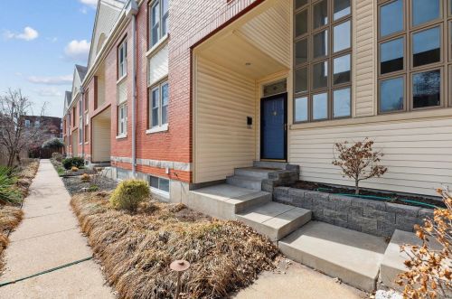 4328 Maryland Ave, Saint Louis MO 63108-2776 exterior