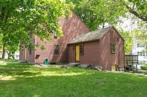 136 Plantation St, Worcester MA 01604-3062 exterior