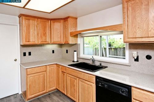 1619 St, Concord CA 94521-1001 exterior