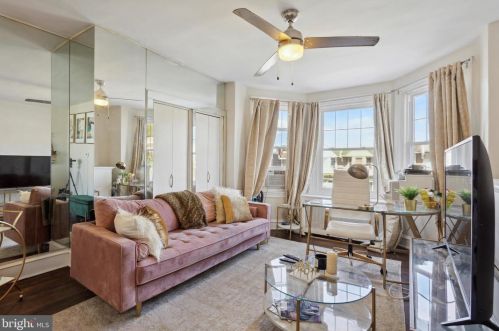 5424 Diamond St, Philadelphia PA 19131-3111 exterior