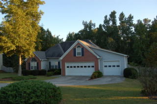 1614 Snow Hl Dr, Lawrenceville GA  30045-3439 exterior