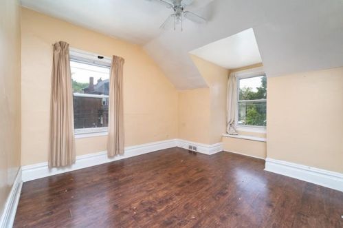 5420 Avondale Pl, Pittsburgh PA 15206-1402 exterior