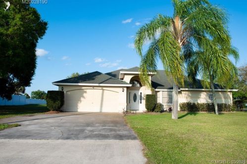 1549 Westmoreland Blvd, Fort Pierce, FL 34952-5747