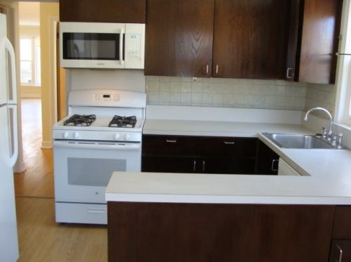 7415 Claremont Ave, Chicago IL 60645-1741 exterior