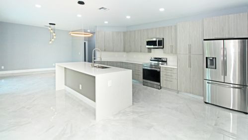 1749 California Blvd, Fort Pierce FL 34953-1159 exterior