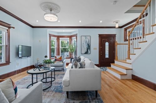 78 Hbr Vw St, Boston MA exterior