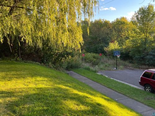 312 56 Ave, Duluth MN 55807-2508 exterior