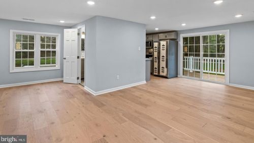 4305 Shoemaker Rd, Huntingdon Valley PA 19006-1711 exterior