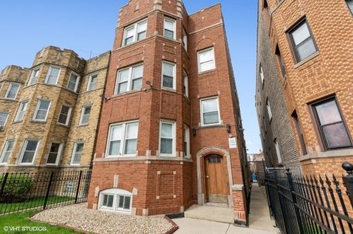 7336 Artesian Ave, Chicago, IL 60629-1445