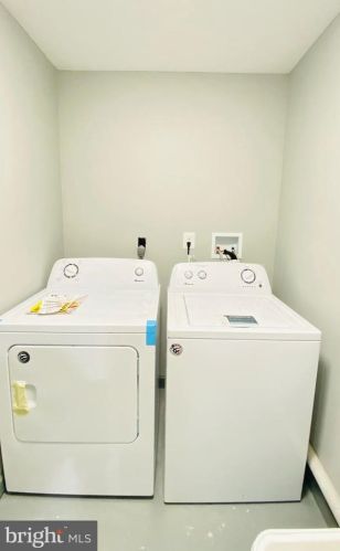 13265 Stravinsky Ter, Silver Spring MD  20904-6839 exterior