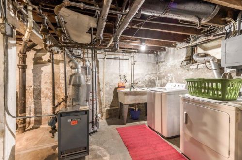 137 Cleveland Ave, Saint Paul MN 55116-2653 exterior