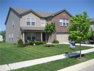 13364 Kimberlite Dr, Fishers IN  46038-4819 exterior