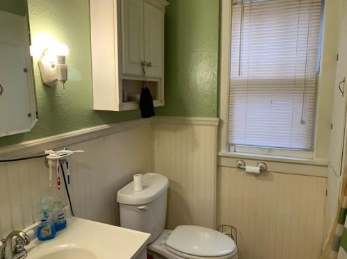 1633 Creedmoor Ave, Pittsburgh PA 15226-2439 exterior