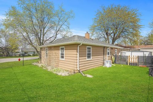 1450 Kinsey Ave, Joliet IL 60436-2546 exterior