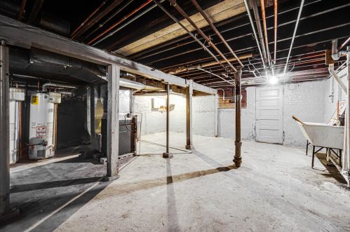 111 11 Ave, Broadview IL 60153-1959 exterior