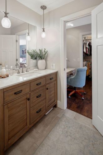 207 Galtier Pl, Saint Paul MN 55126-2162 exterior