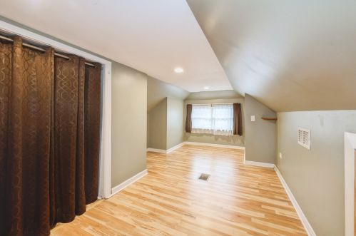 4847 Dakin St, Chicago IL 60641-2717 exterior