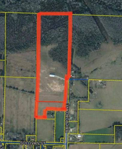 1069 Railroad Ave, Defuniak Springs FL  32433 exterior