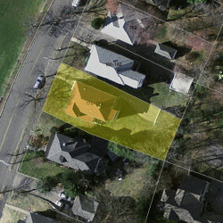 172 Side Pkwy, Newton MA 02458-1847 aerial view