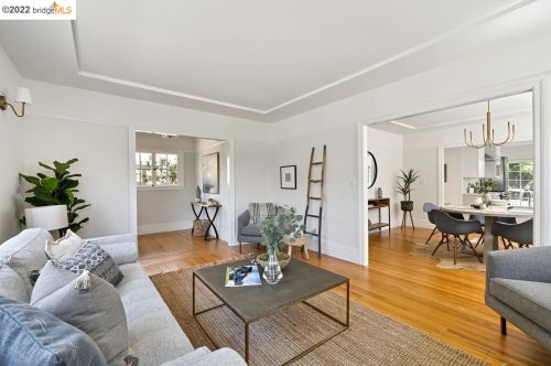 1614 Capistrano Ave, Berkeley CA 94707-1803 exterior