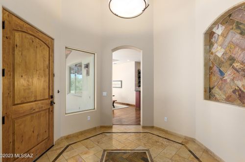 4421 Pontatoc Rd, Tucson AZ 85718-6750 exterior