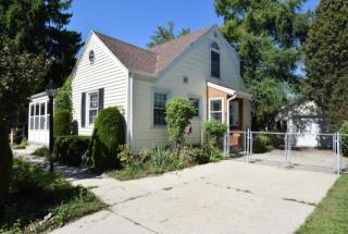 1060 Silver Spring Dr, Milwaukee WI  53209-5162 exterior