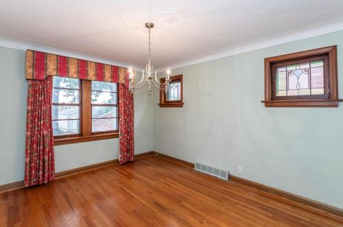 6619 Bancroft Ave, Saint Louis MO 63109-1204 exterior