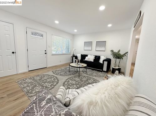 4364 Cheltenham Ct, Concord CA exterior