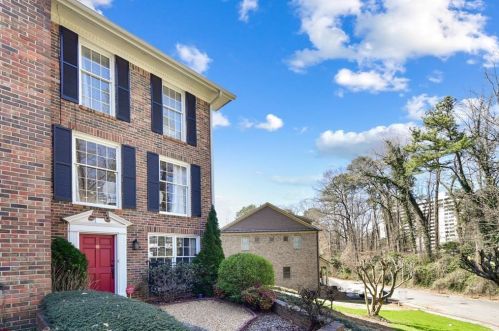 320 Alberta Ter, Atlanta, GA 30305-1400