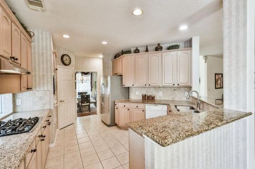 19405 Dee Oaks Dr, Humble TX 77346-2920 exterior