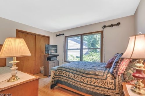 47 Cayuga Ave, Rockaway NJ 07866-1034 exterior