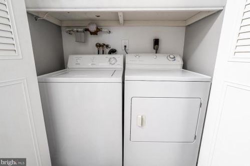 11 Warwick Way, Southampton NJ  08088-1143 exterior