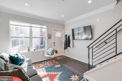 617 Emily St, Philadelphia PA 19148-2529 exterior