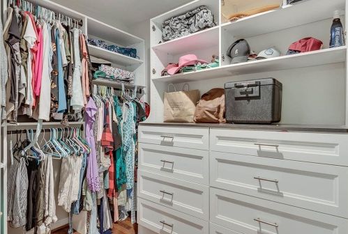 1998 Gainsborough Dr, Atlanta GA 30341-1017 exterior