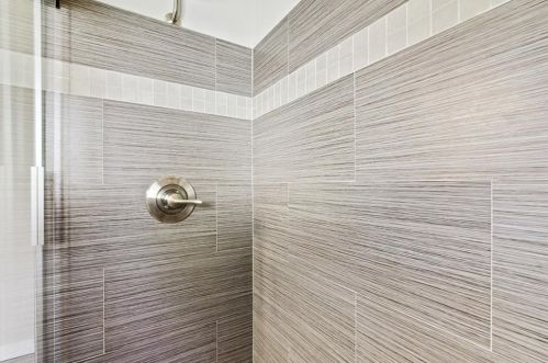 1385 Kenilworth Dr, Atlanta GA 30310-3941 exterior