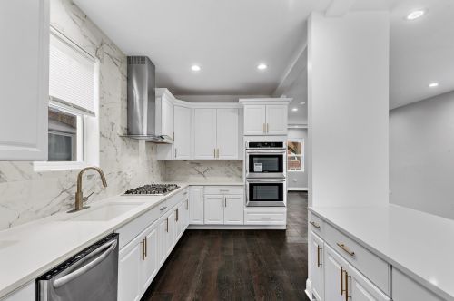 6822 Artesian Ave, Chicago IL  60629-1327 exterior