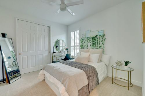 9516 Royal Poinciana Dr, Fort Pierce FL  34987-2506 exterior