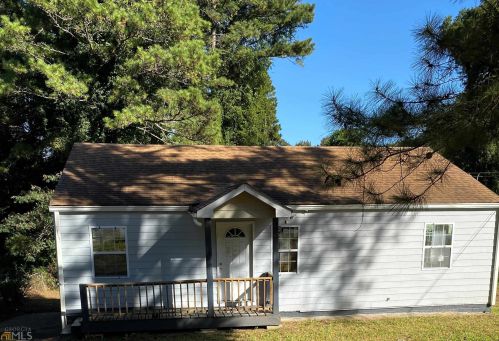 2146 Castlewood St, Atlanta, GA 30344-1004