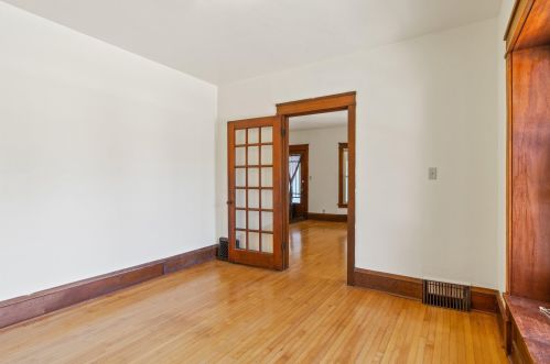 2044 59, Milwaukee WI 53210-1505 exterior