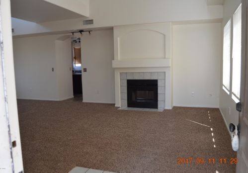 1302 Cathedral Rock Dr, Phoenix AZ  85048-6203 exterior