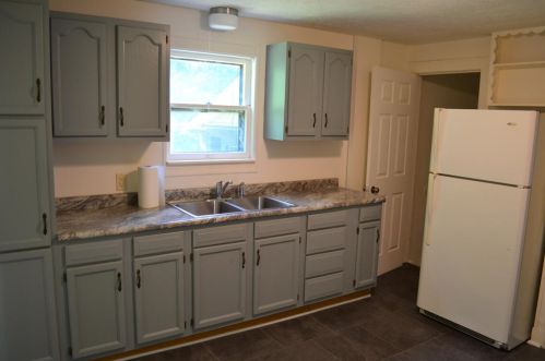 525 Elizabeth St, Kalamazoo MI 49007-2476 exterior