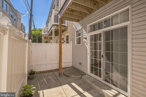 1011 Dorrance St, Philadelphia PA 19146-2650 exterior