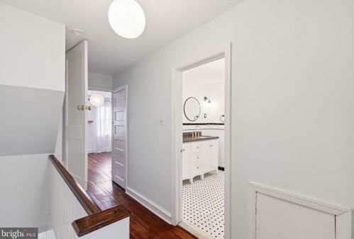 935 6th St, Philadelphia PA  19123-1405 exterior