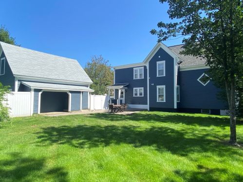 82 Allison St, Concord NH 03301-2811 exterior