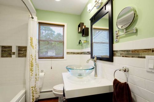 51 Harned Rd, Commack NY 11725-5104 exterior