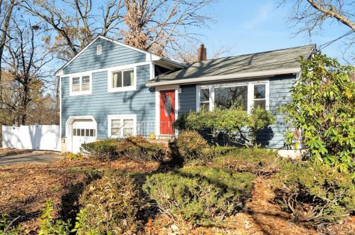 82 Cedar St, Edison NJ  08820-3530 exterior