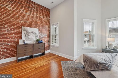 623 6 St, Washington DC 20024-2693 exterior