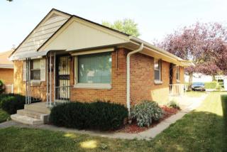 4618 67th St, Milwaukee, WI 53218-4822