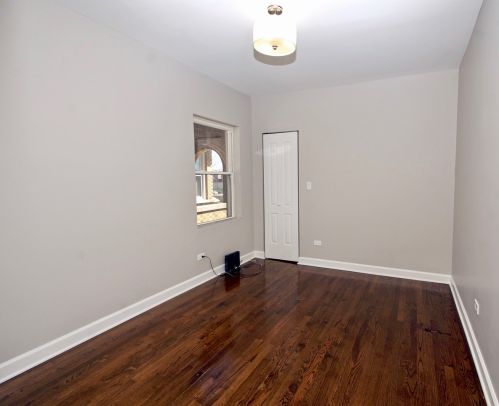 8144 Lafayette Ave, Chicago IL 60628-5536 exterior