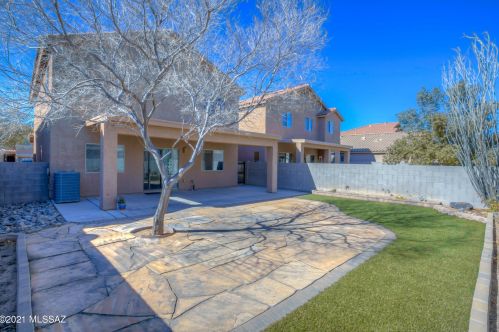 8363 Hunnic Dr, Tucson AZ 85747-5987 exterior